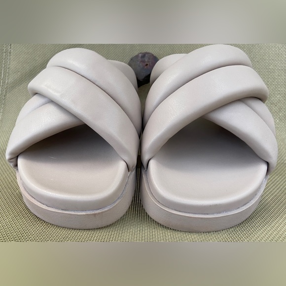 Gently-Worn Sz-8 Steve Madden Beige/Pink Chunky Sandals-No Scuffs/Stains/Flaws🙌 - Picture 7 of 16